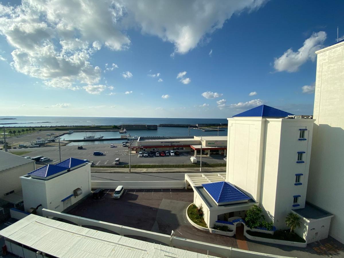 Ginowan Crystal Hotel Exterior foto